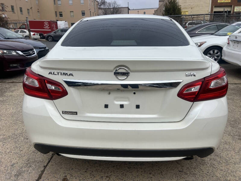 2016 Nissan Altima 2.5 SR