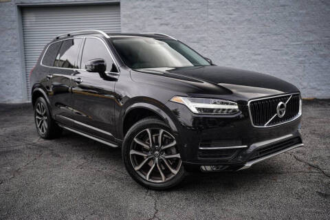 2017 Volvo XC90 T5 Momentum