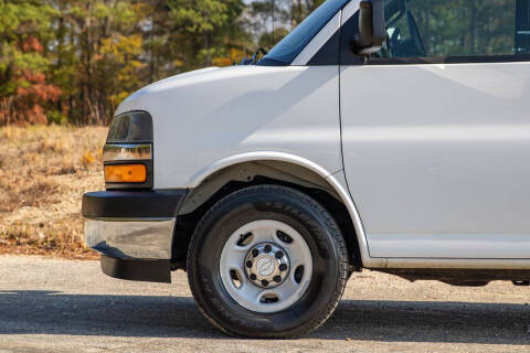 2017 Chevrolet Express LT 3500