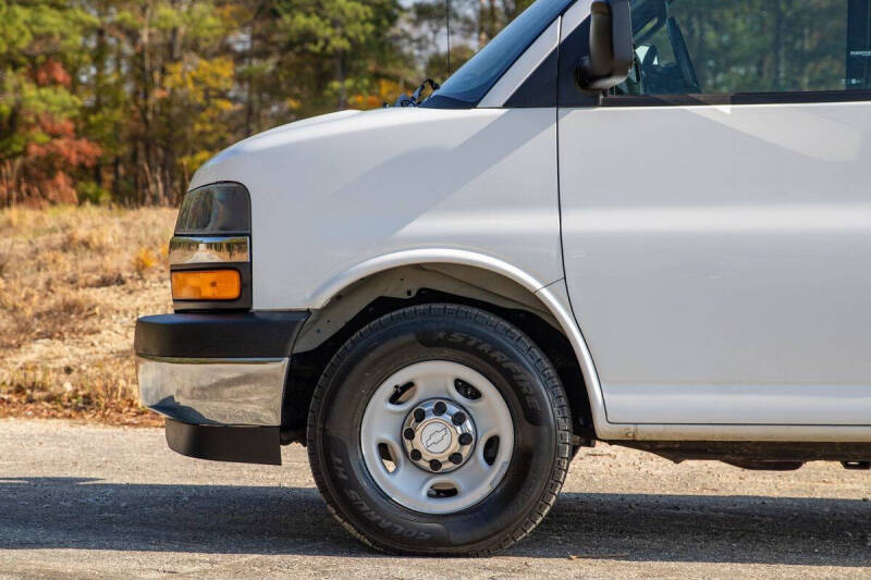 2017 Chevrolet Express LT 3500