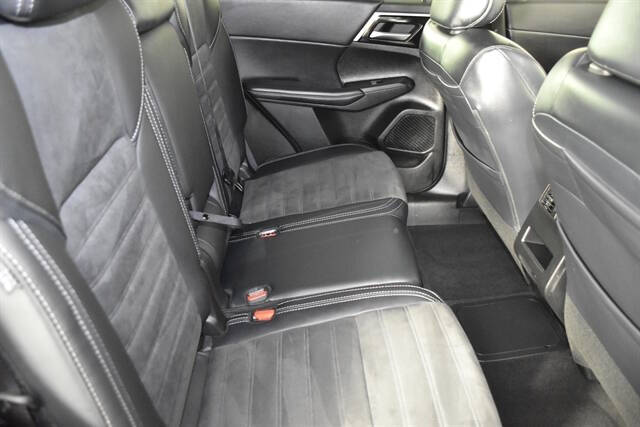 2024 Mitsubishi Outlander PHEV SE