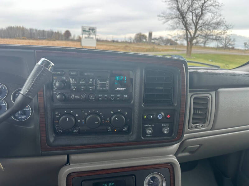 2002 Cadillac Escalade