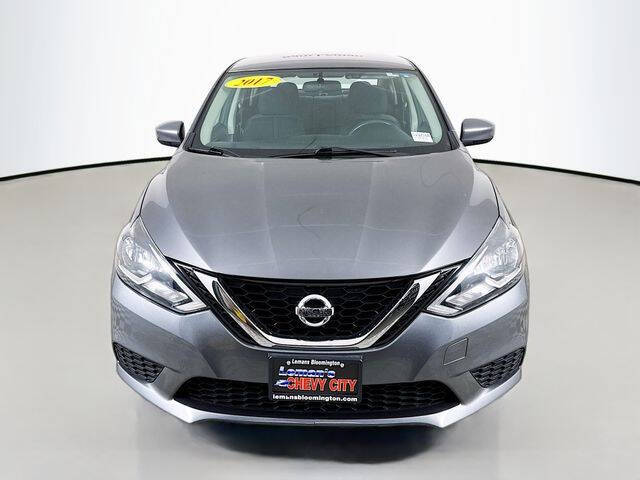 Used 2017 Nissan Sentra SV with VIN 3N1AB7AP6HL667692 for sale in Bloomington, IL