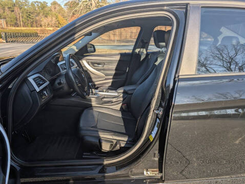 2012 BMW 3 Series 328i