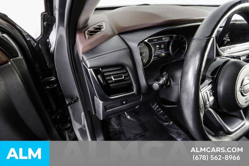 2022 Nissan Rogue SL