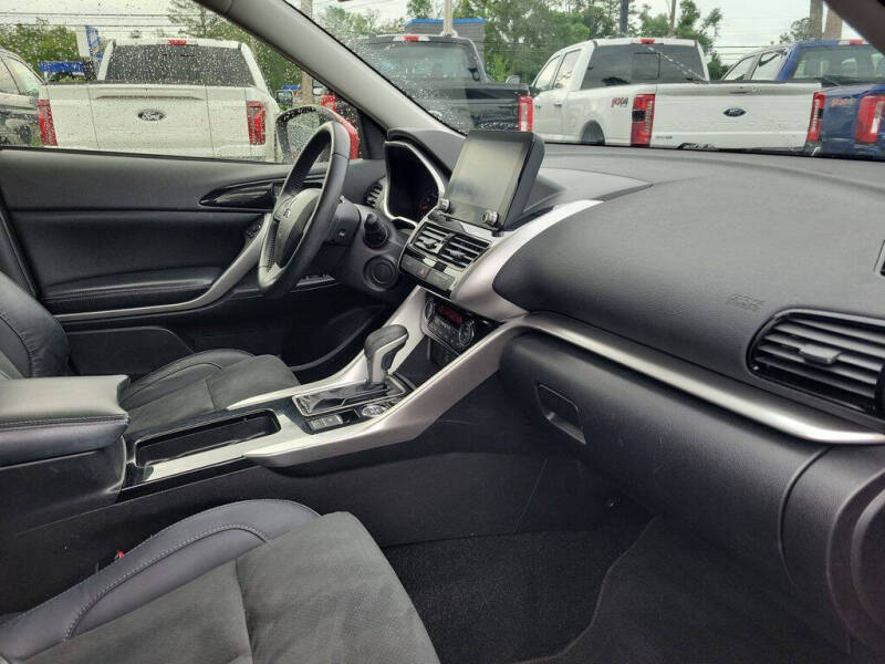 2023 Mitsubishi Eclipse Cross SE