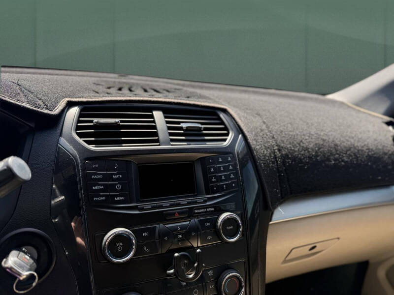2018 Ford Explorer