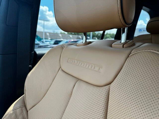 2025 Jeep Grand Cherokee Summit