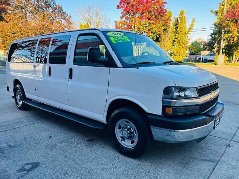 2010 Chevrolet Express LT 3500