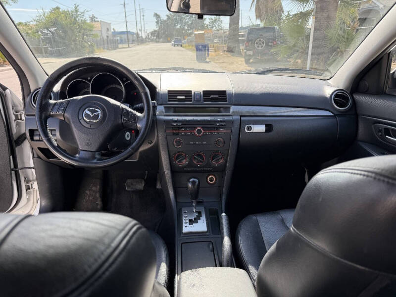 2005 Mazda MAZDA3 s