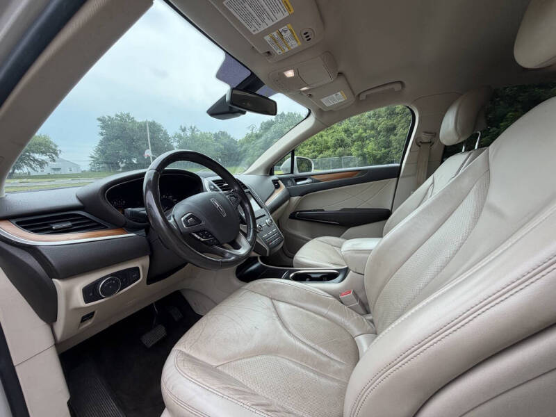2019 Lincoln MKC Select