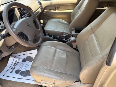 2002 Nissan Pathfinder LE