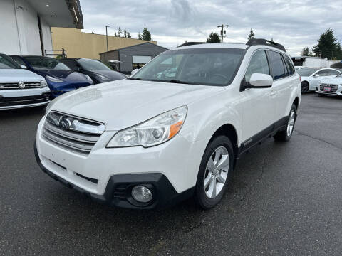 2013 Subaru Outback for sale at Daytona Motor Co in Lynnwood WA