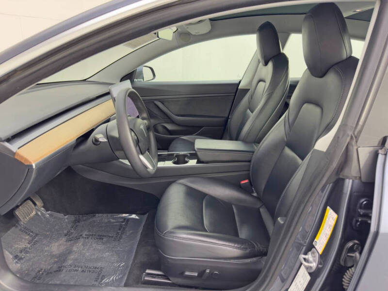 2020 Tesla Model 3 Standard Range Plus