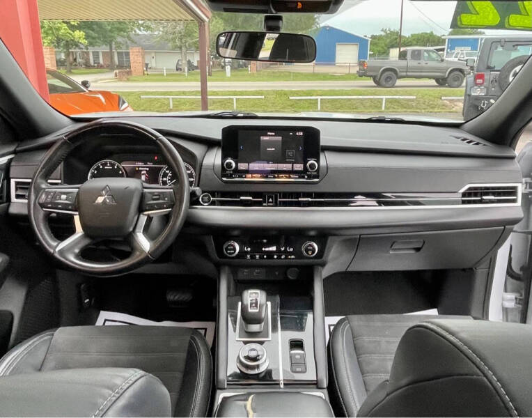2022 Mitsubishi Outlander