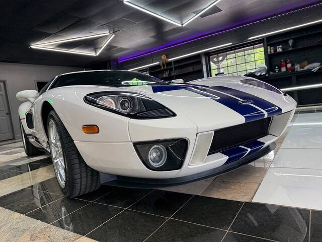 2005 Ford GT