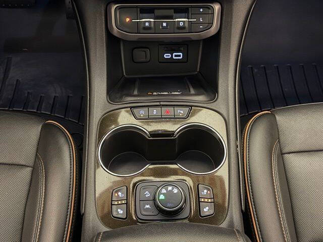 2021 GMC Acadia AT4