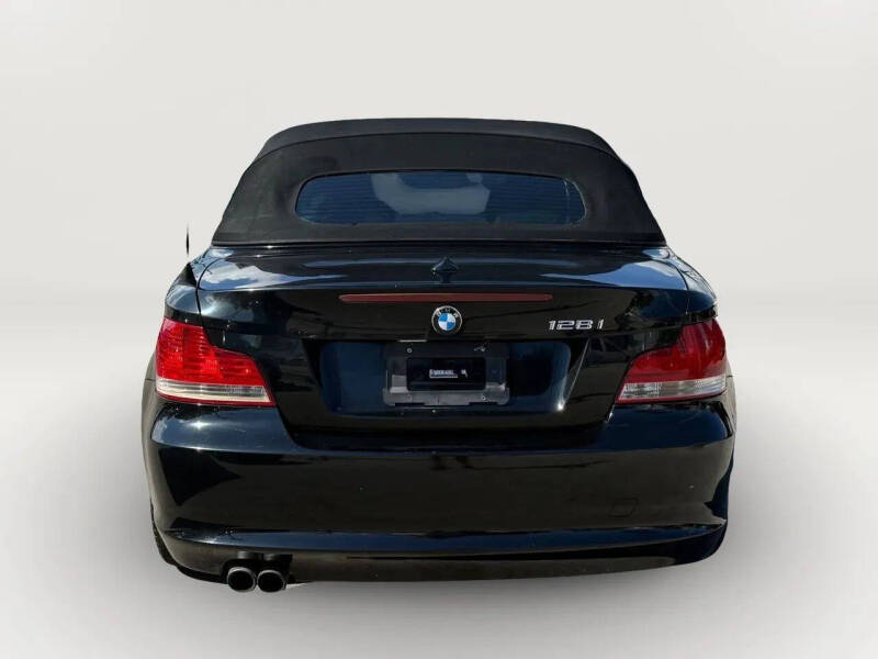 2011 BMW 1 Series 128i