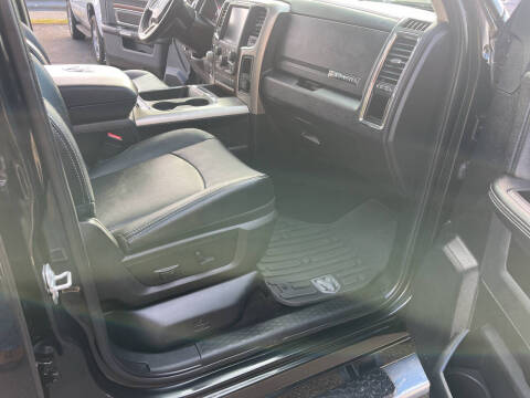 2017 RAM 1500 Laramie