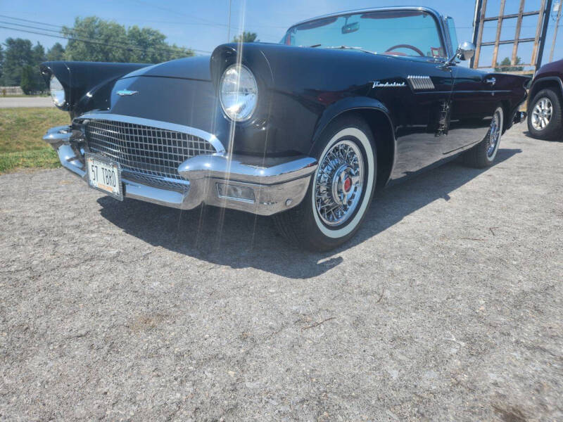 1957 Ford Thunderbird