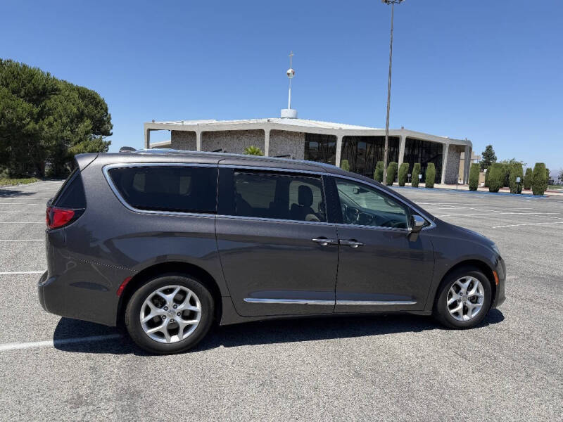 2020 Chrysler Pacifica Limited