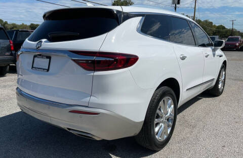 2020 Buick Enclave Essence