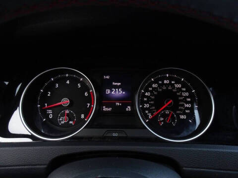 2021 Volkswagen Golf GTI SE