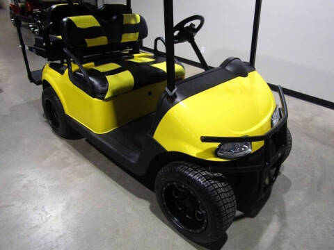 2019 E-Z-GO RXV