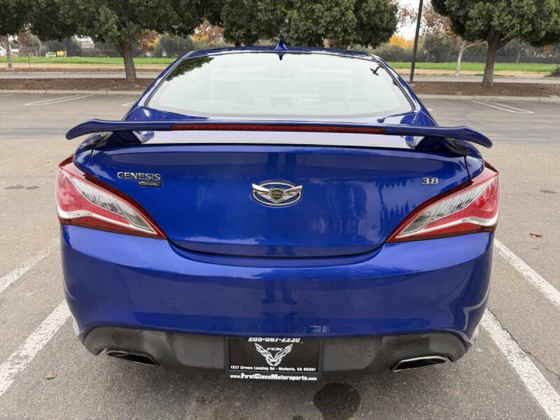 2013 Hyundai Genesis Coupe 3.8 Track