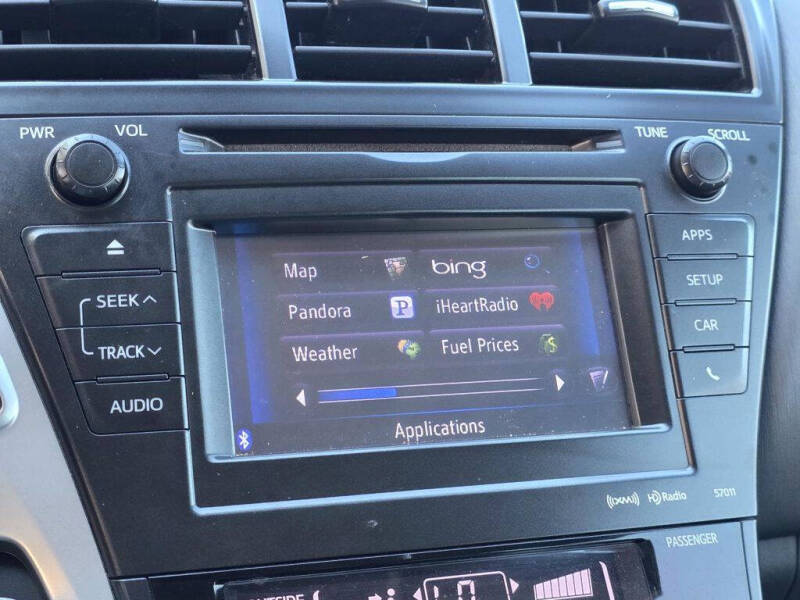 2013 Toyota Prius v