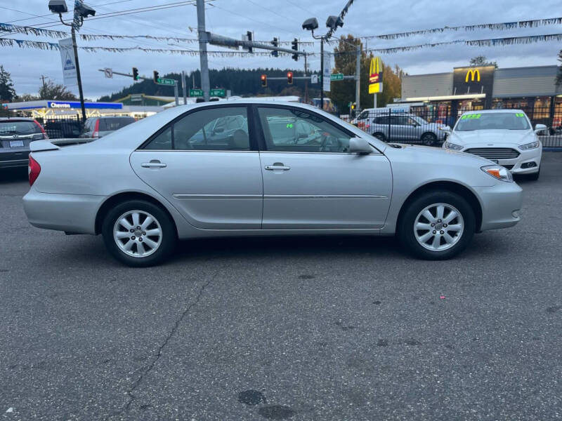 2004 Toyota Camry