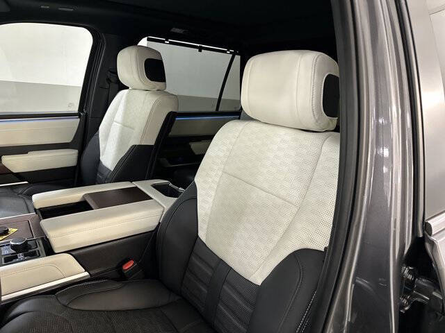 2024 Toyota Sequoia Capstone