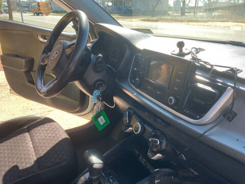 2018 Kia Rio 5-Door LX