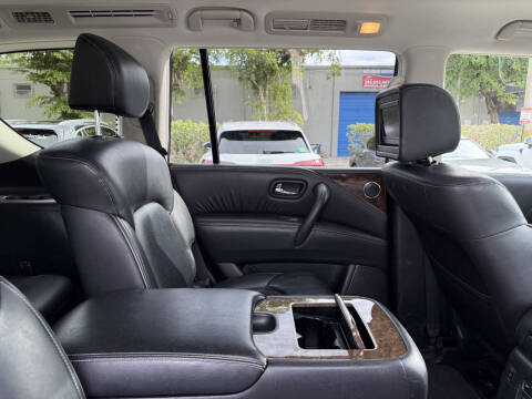 2017 Infiniti QX80 Signature Edition