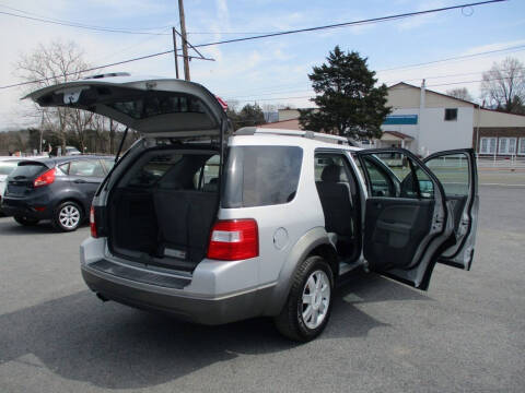 2005 Ford Freestyle SE