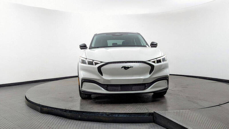 2024 Ford Mustang Mach-E Select