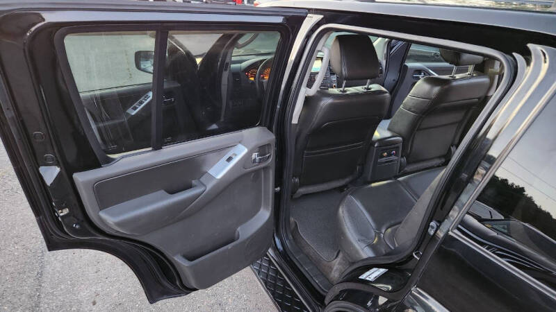 2011 Nissan Pathfinder Silver Edition