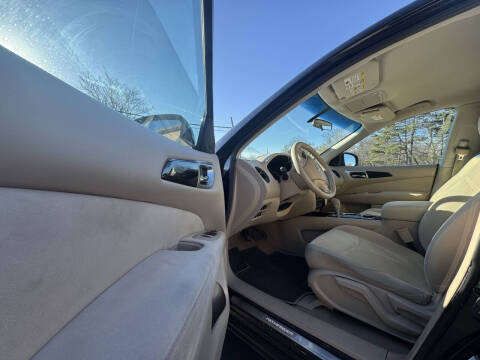 2014 Nissan Pathfinder S