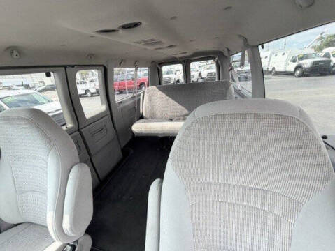 2001 Ford E-Series