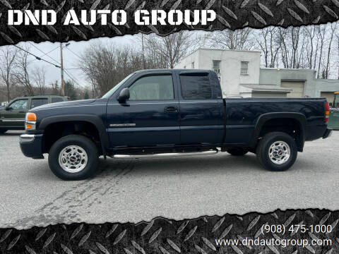2006 GMC Sierra 2500HD for sale at DND AUTO GROUP in Belvidere NJ