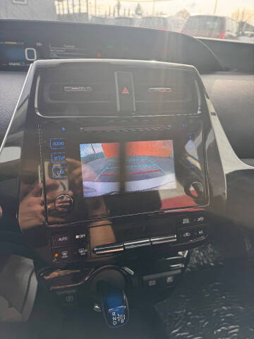 2019 Toyota Prius L Eco