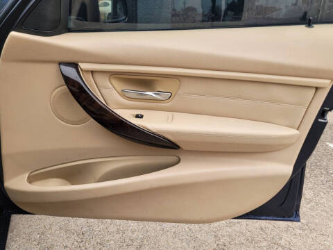 2015 BMW 3 Series 328i