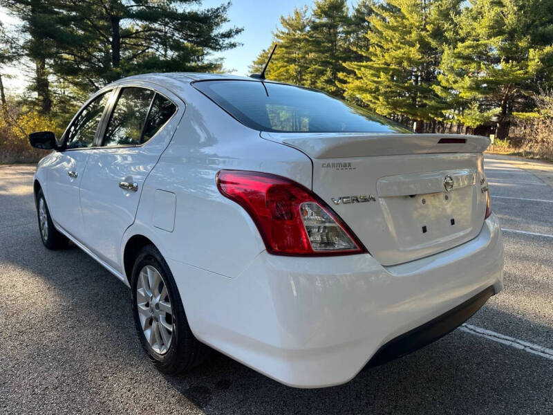 2018 Nissan Versa