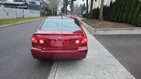 2005 Toyota Corolla LE