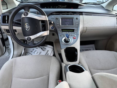 2014 Toyota Prius Two