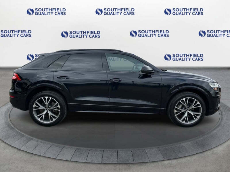 2021 Audi Q8 quattro Premium 55 TFSI