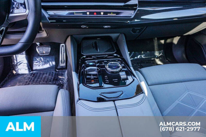 2025 BMW i5 eDrive40