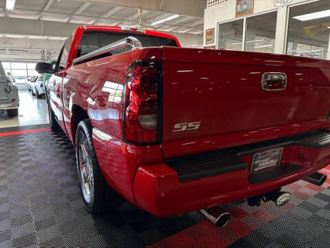 2004 Chevrolet Silverado 1500 SS