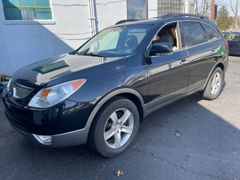2008 Hyundai Veracruz for sale at Goodfellas Auto Sales LLC in Clifton NJ
