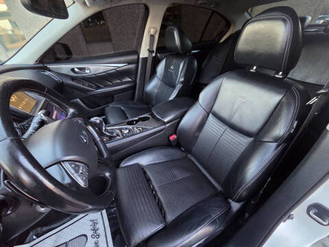 2014 Infiniti Q50 Sport